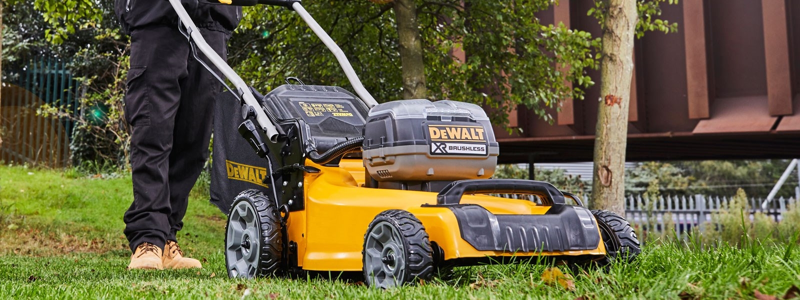 DEWALT Cordless FlexVolt Lawnmower